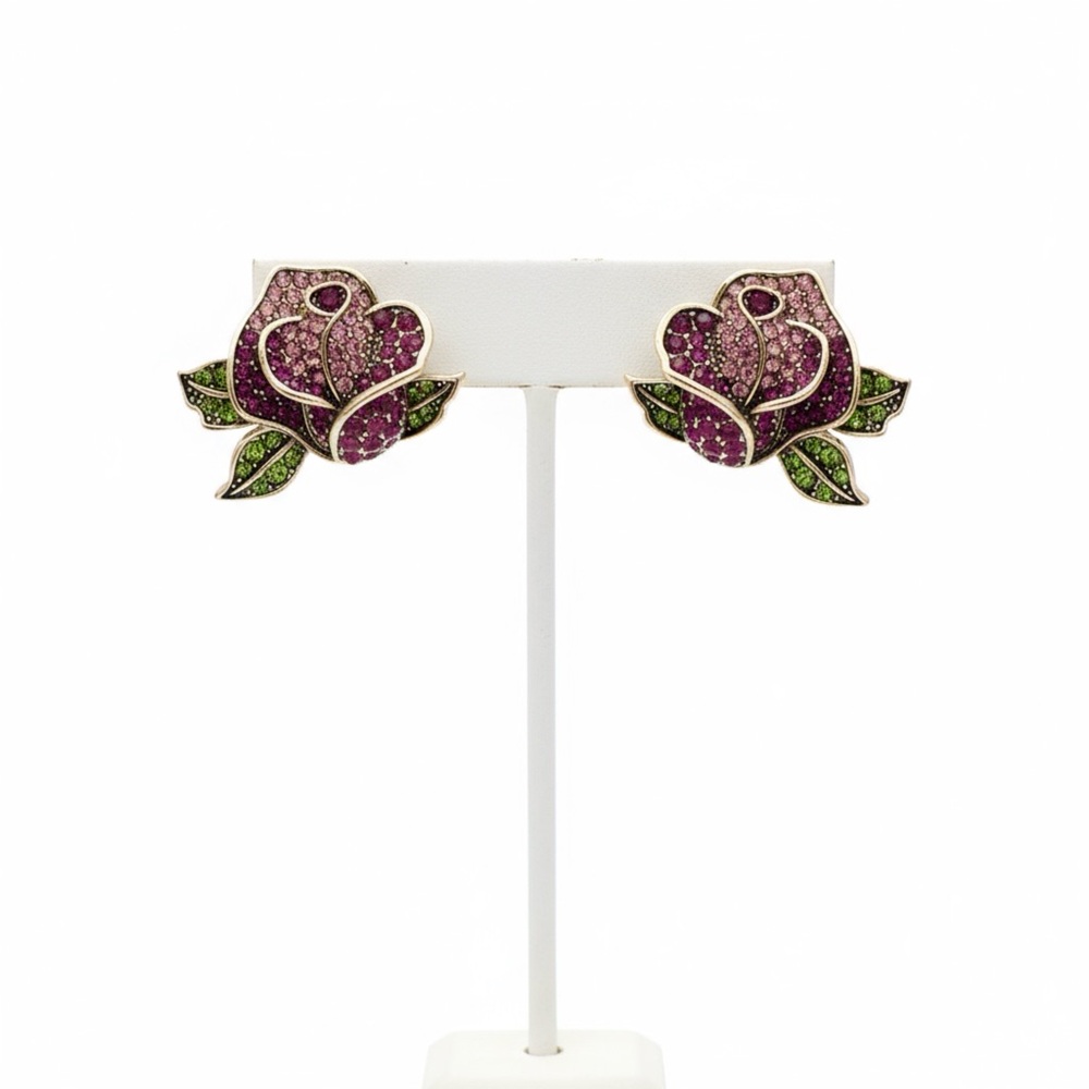 ✨2 for $30✨ Fairycore Rose Pavé Earrings (Gold Tone)